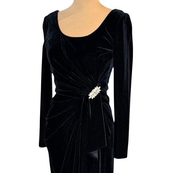 Vintage 90s Gothic Black Velvet Midi Dress Sz 6 Ruching Brooch Event Formal - Picture 4 of 13